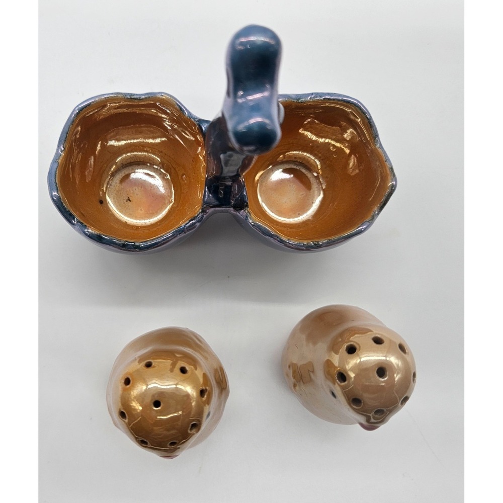 Lusterware Japan Ceramic Chick Salt and Pepper Shakers in Egg Holder with Handle - Picture 4 of 13